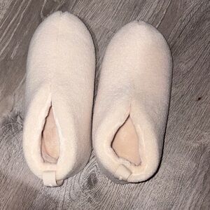 Bombas Women's Cream Slippers